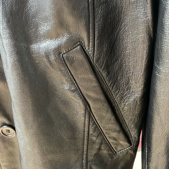 Danier leather men’s leather jacket with Thermolite lining. Size medium. - Picture 2 of 8